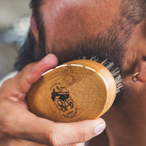 Cepillo para Barba V8