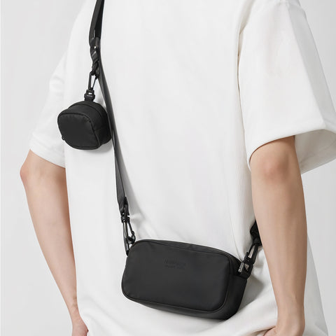 Bandolera Negra Minimalista