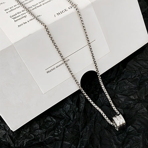 Cadena Negra con Dije Hamilton