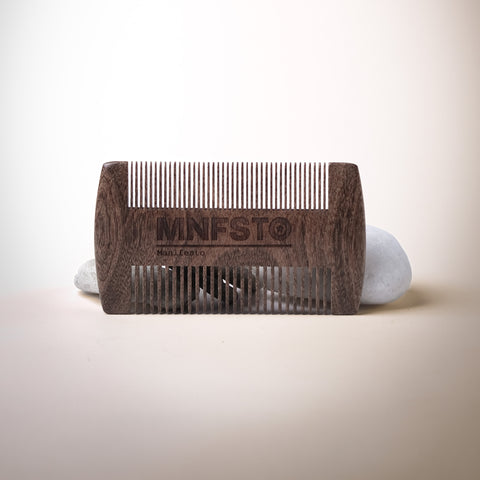 Peine madera de sándalo MNFSTO